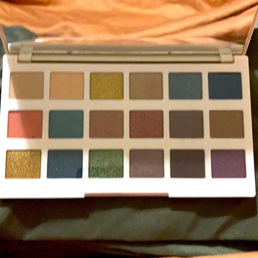 Ciate “The Editor Palette” New England NEW